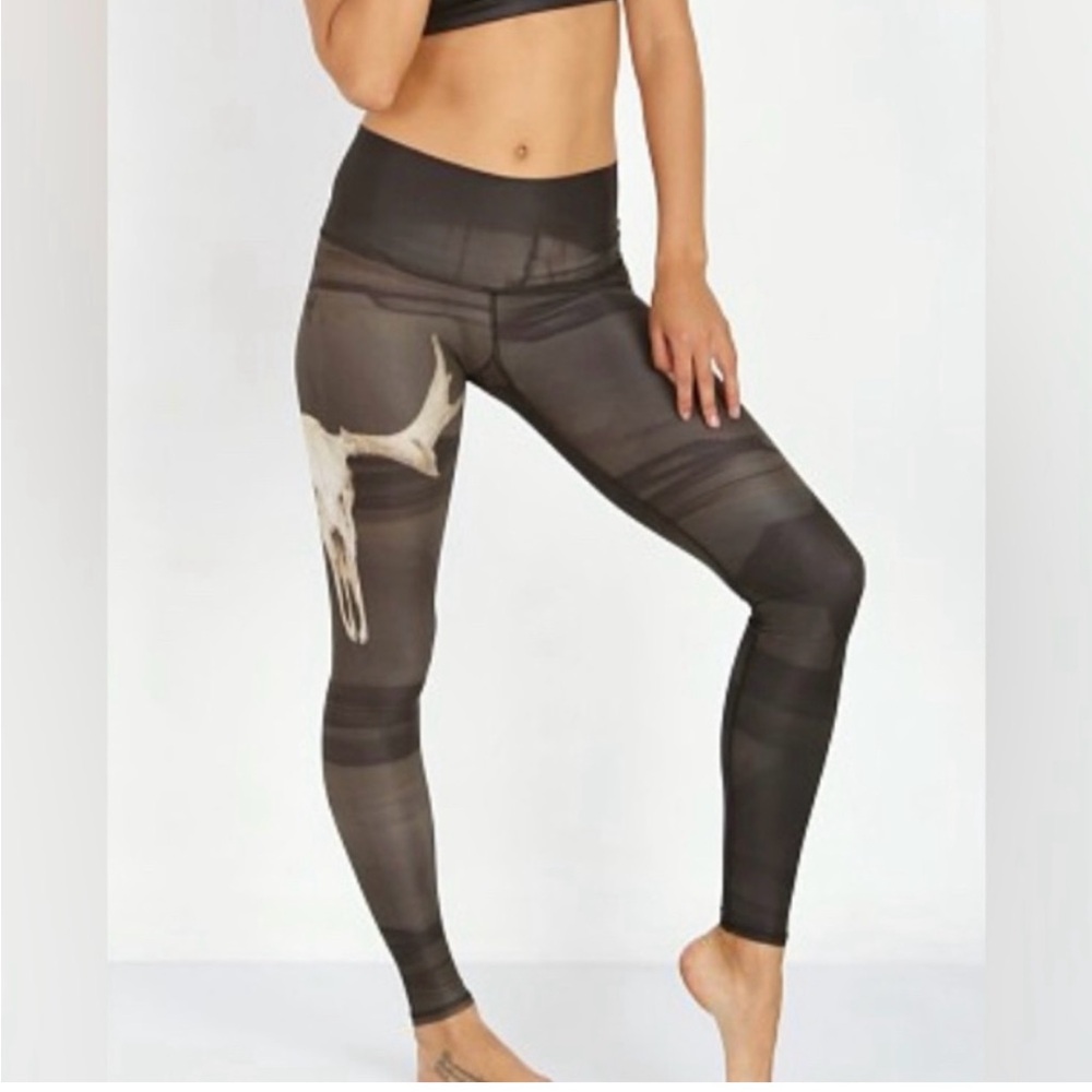 Black Leggings with Skull Print